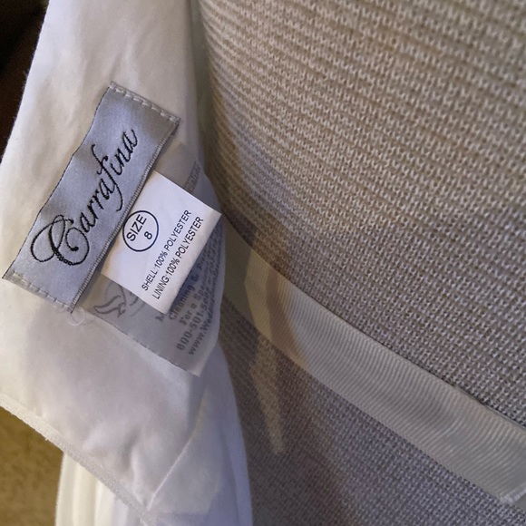 Ivory gown by Carafina Size 8 NWT - Picture 8 of 16